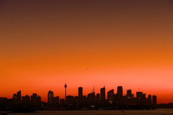 Sydney Skyline Dusk üzerinde siluet arka plan