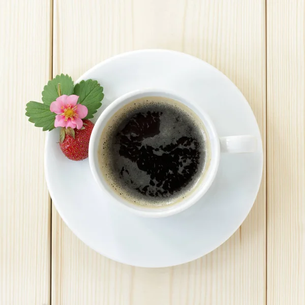 Káva s jahodami — Stock fotografie