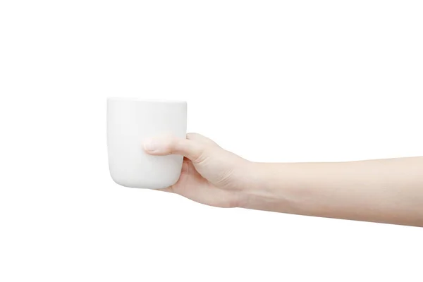 Kaffeetasse in der Hand. isoliert auf weißem Hintergrund. — Stockfoto