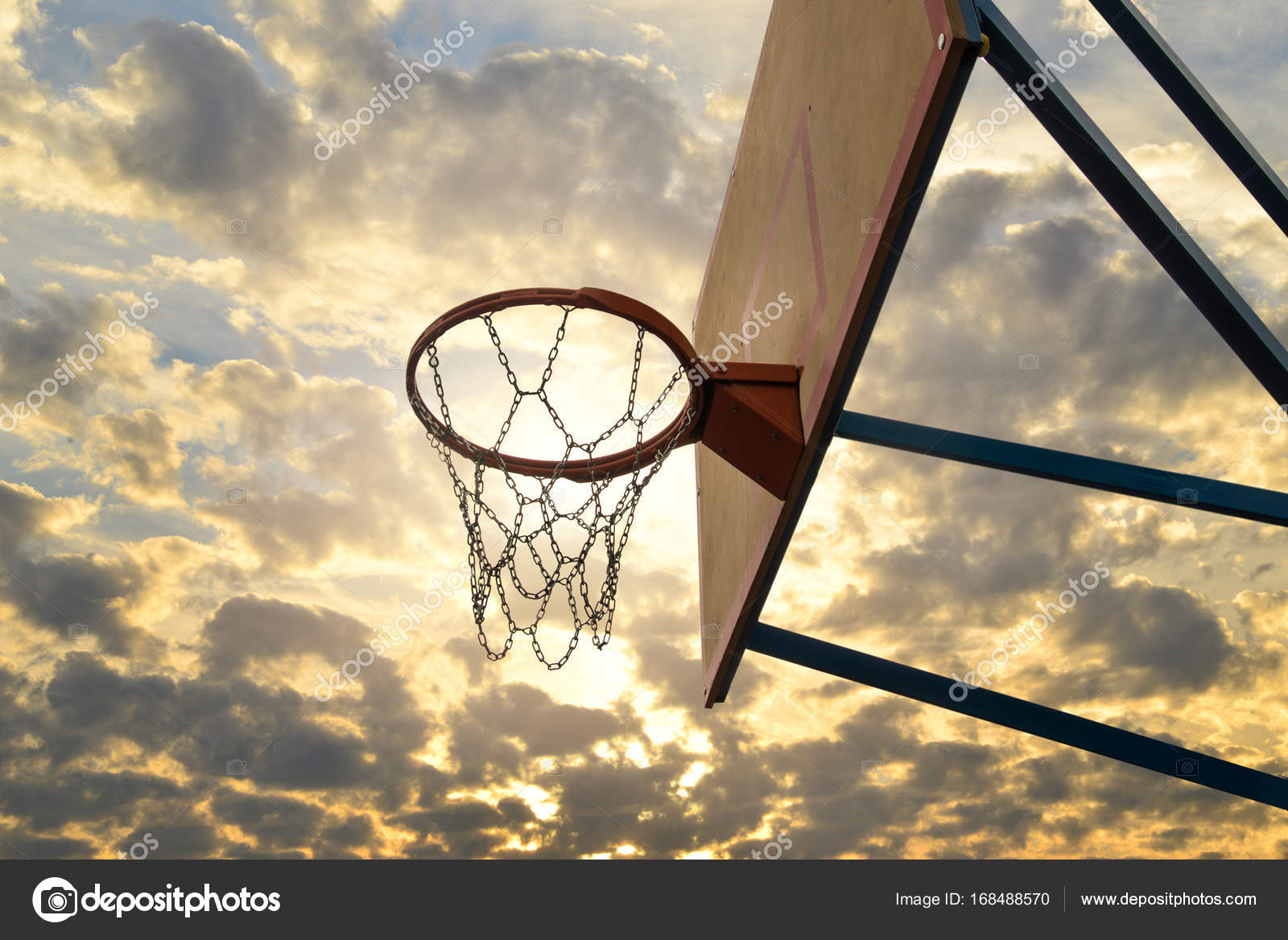 street basket ball