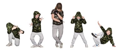 Şehir yaşam tarzı. Hip-hop nesli. Anne ve iki oğul hip-hop dansı yapıyor..