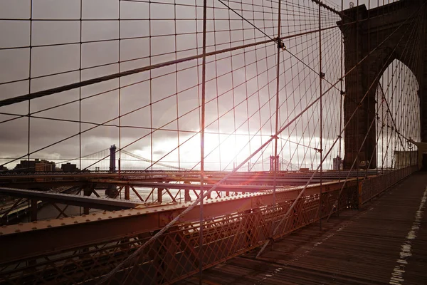 Нью-Йорк, Бруклинский мост — стоковое фото