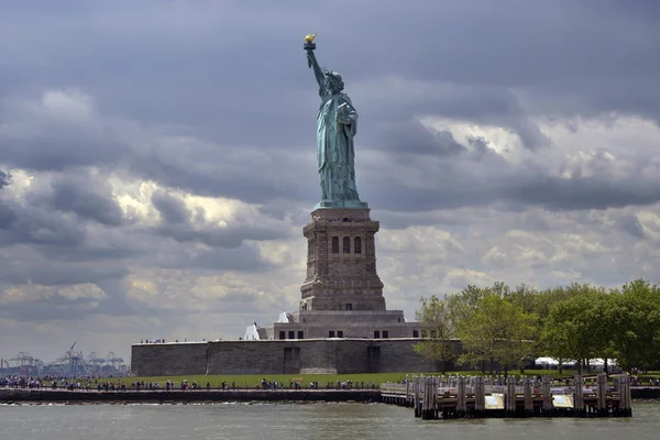 New York 'ta Özgürlük Heykeli — Stok fotoğraf