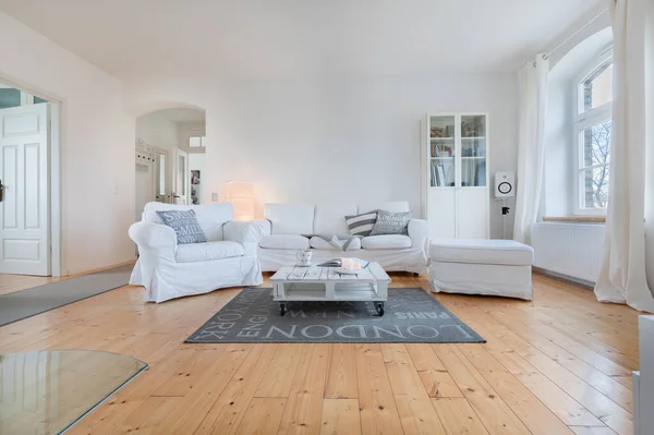 Living room in a countryish house — 图库照片