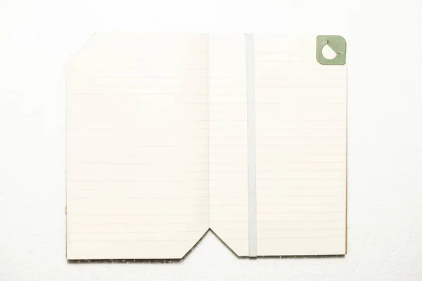 Poznámka: kniha na bílém pozadí, samostatný — Stock fotografie