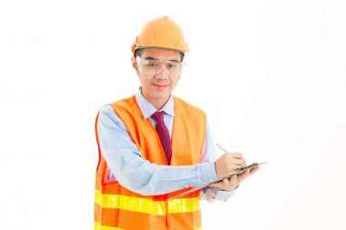 Kendine güvenen Asya delikanlı, turuncu Emanet şapka, turuncu Emanet jack