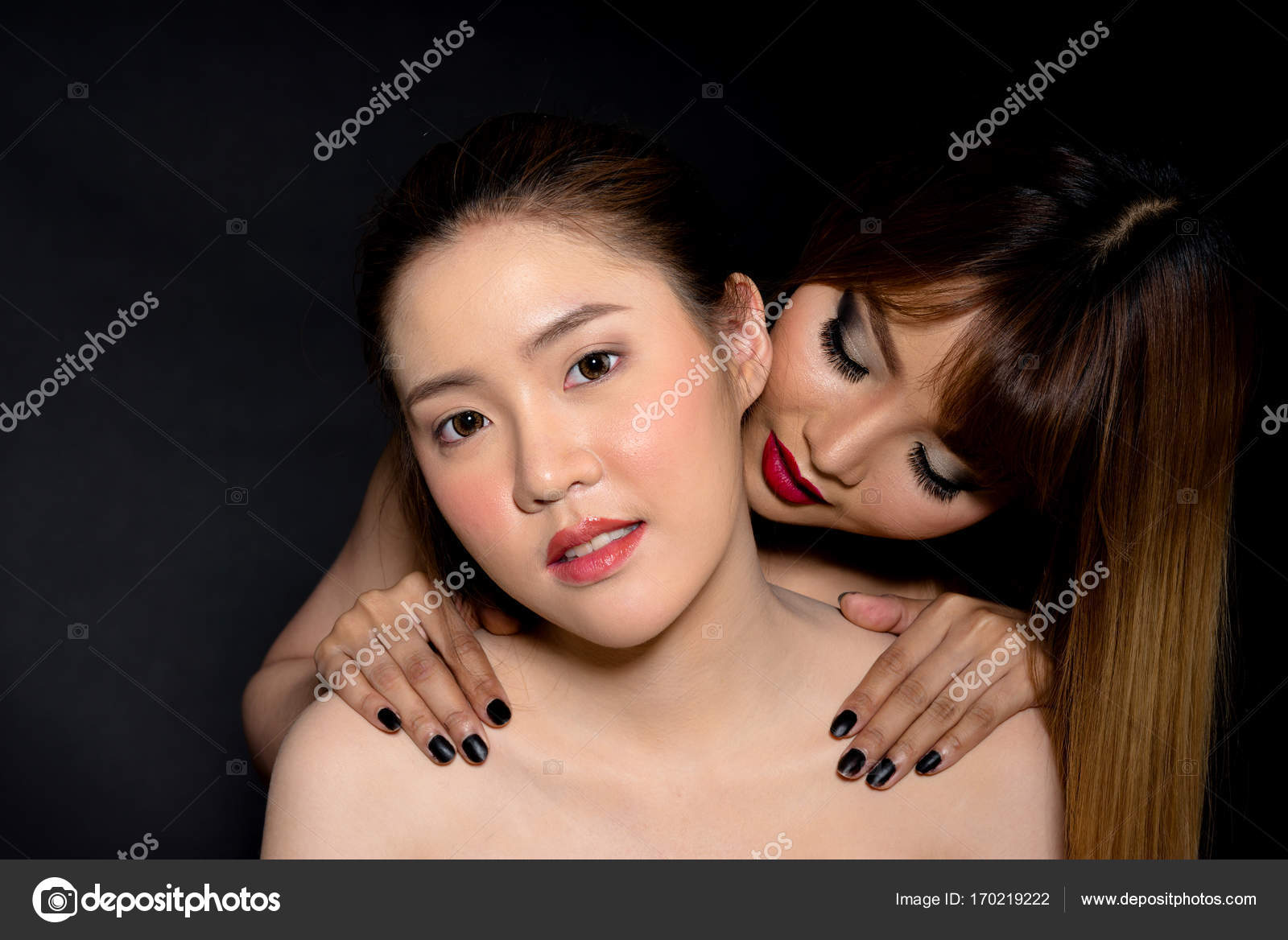 Lesbiche asiatiche