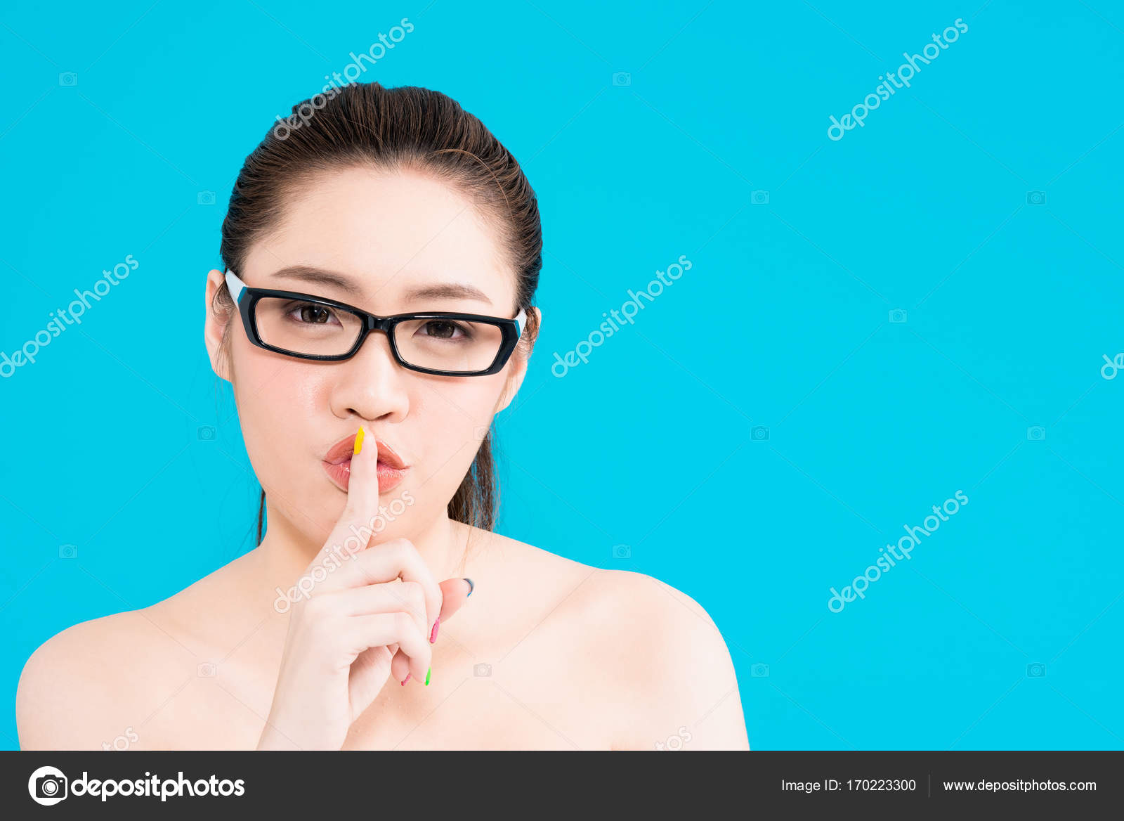 FLEXIBILITY PORN PICS Uses Strip Stripping