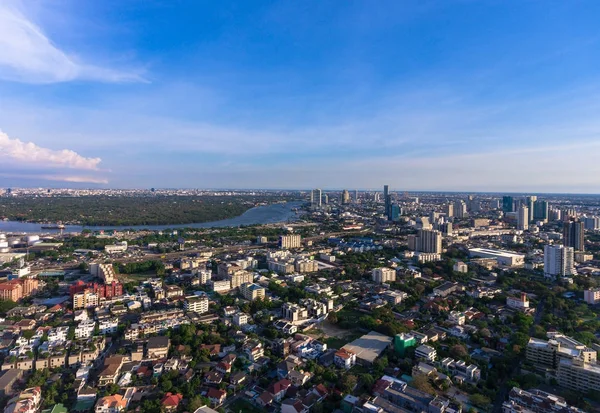 Vista superior real de la zona residencial de la ciudad de Bangkok . —  Fotos de Stock