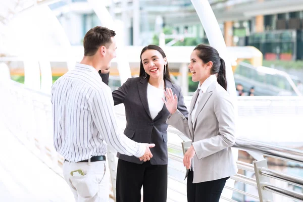 Amistoso concepto de reunión de negocios . — Foto de Stock