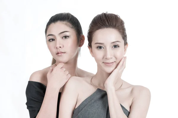 Schönheit Frauenporträt Porträt Zweier Wunderschöner Junger Asiatischer Asiatischer Frauen Weiß — Stockfoto