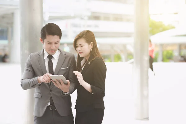 Concepto Equipo Empresarial Generación Joven Joven Pasante Negocios Mujer Conseguir — Foto de Stock