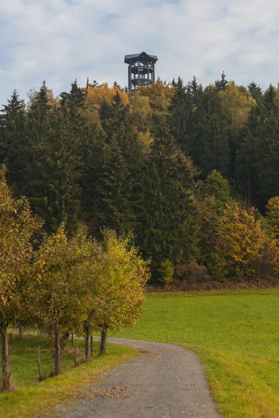 Otoño en las montañas y bosques alemanes - Suiza sajona es un — Foto de Stock