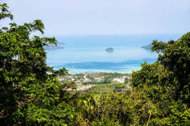 Ada peyzaj üzerinde göster.