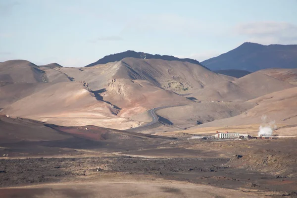 Közel a vulkán Hverfjall-Izland Nézd. Szívós természet és — Stock Fotó