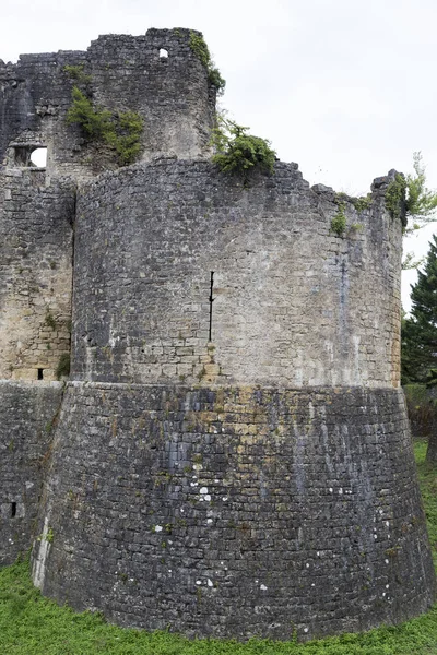 Befestigte mittelalterliche französische Stadt — Stockfoto