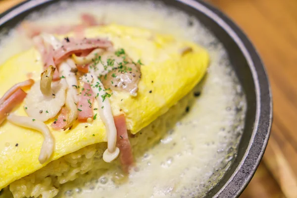 Ris med ost omelett — Stockfoto