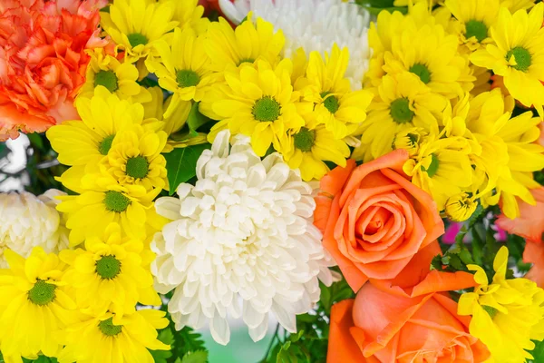 De belles fleurs pour les valentines et la scène de mariage — Photo