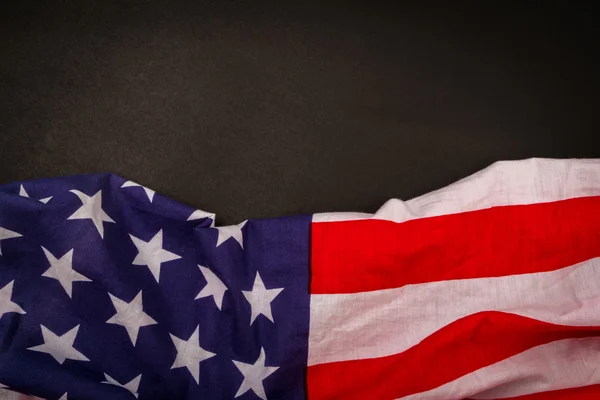 Bandeira americana em fundo preto . — Fotografia de Stock