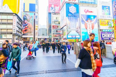 Osaka, Japonya - 30 Kasım 2015: Dotonbori eğlence distri
