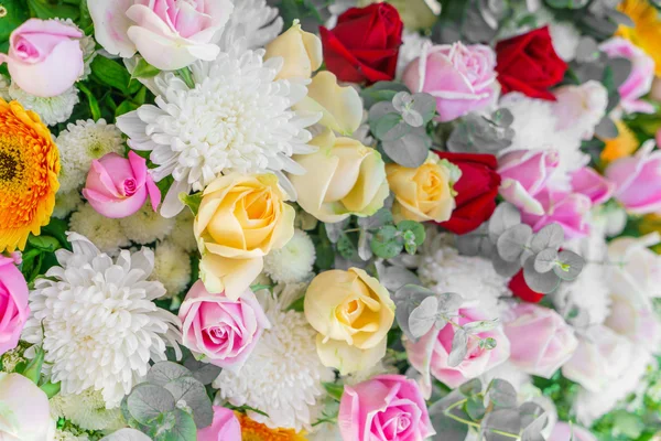 De belles fleurs pour les valentines et la scène de mariage — Photo