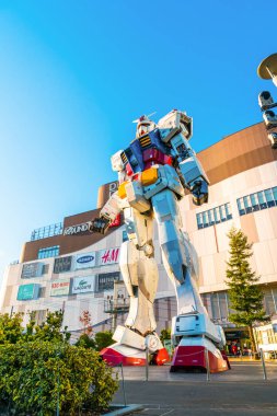 Boyutu Gundam performansları dışında Divercity Tokyo Plaza, Oda tam
