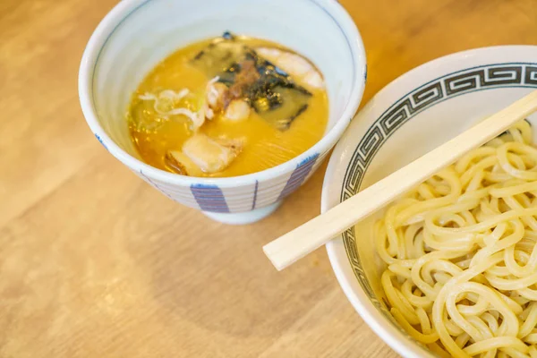 Japanese ramen noodle on table — Stock Photo, Image