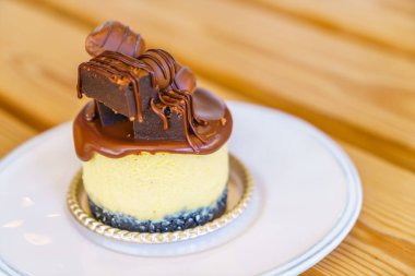 Çikolatalı pasta. Yiyecek ve içecek geçmişi.