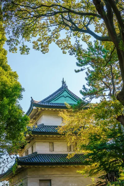 Hermoso palacio imperial en tokyo, Japón — Foto de Stock