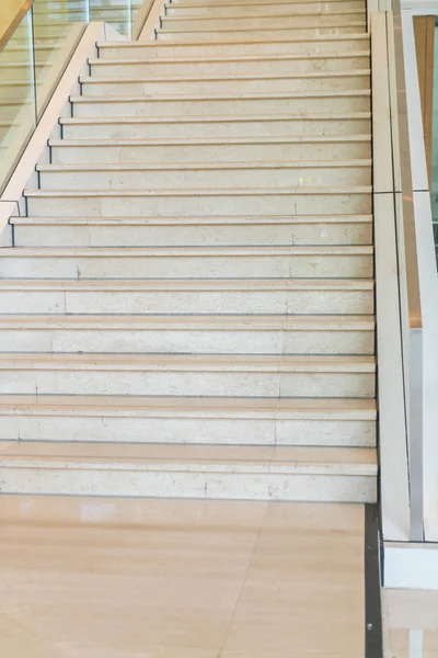 Modern binada merdiven . — Stok fotoğraf