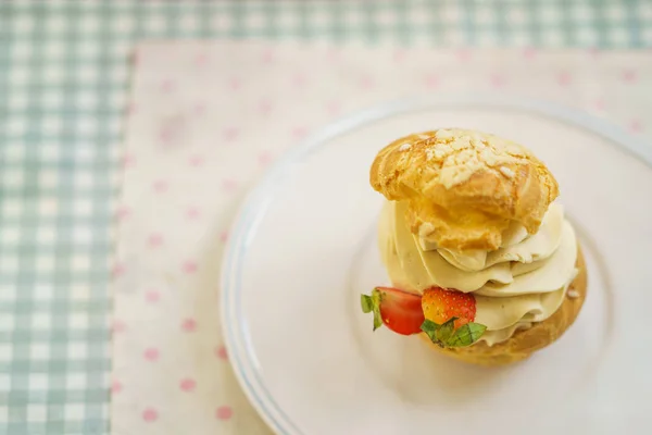 Pudding Mit Erdbeere Lebensmittel Hintergrund — Stockfoto
