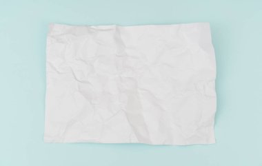 Buruşuk kağıt afiş poster, broşür mockup, A4, bize-mektup, üzerinde 