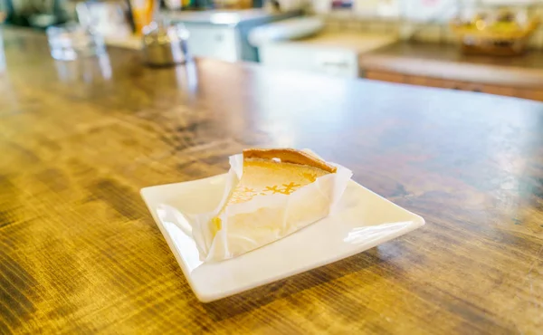 Apple pie on table