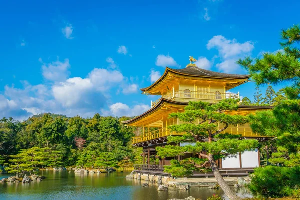 Kinkakuji Tapınağı "Altın köşk" Kyoto, Japonya — Stok fotoğraf