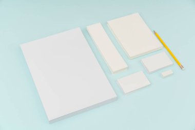 Boş afiş poster, broşür mockup, A4, bize-mektup, iş ile