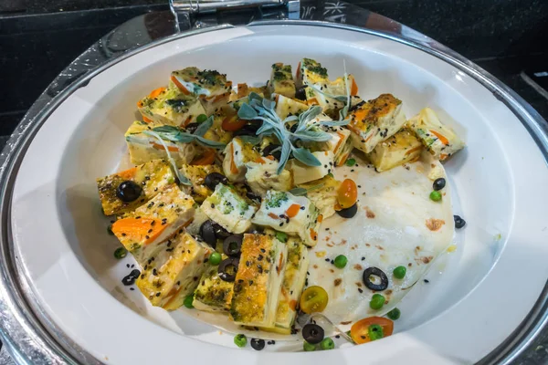 Kahvaltı için yumurta omlet .