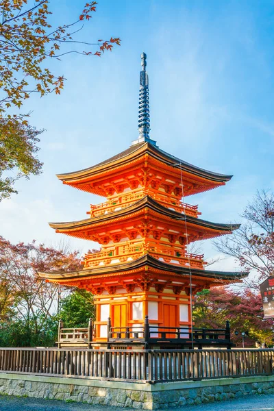 Schöne Architektur im Kiyomizu-dera-Tempel Kyoto, Japan — Stockfoto
