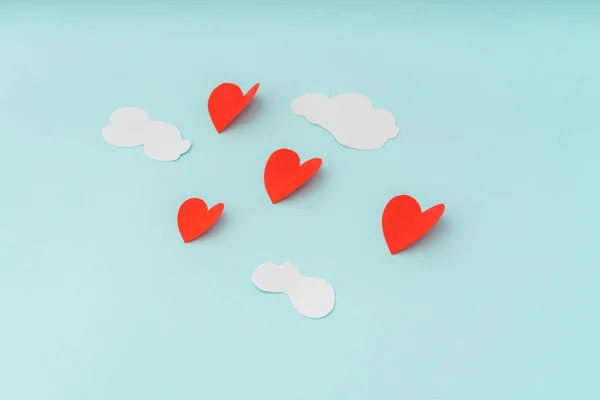 Taglio di carta di cuore Mongolfiere per San Valentino celebrat — Foto Stock
