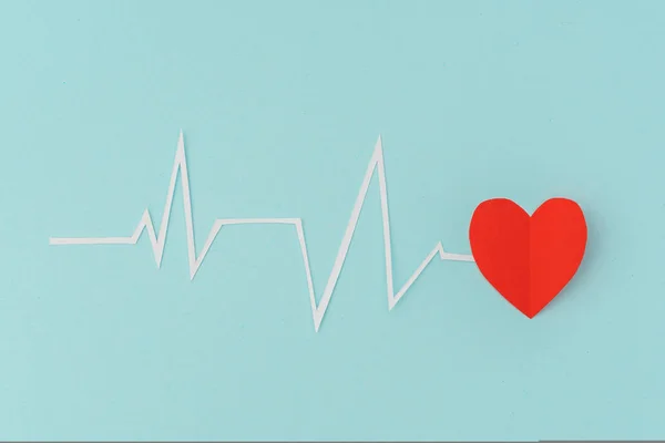 Paper cut of cardiogram of heart rhythm for Valentines Day . — Stock Photo, Image