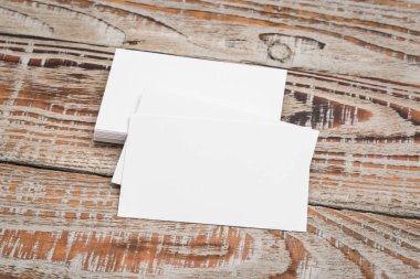 Kartvizit ahşap tablo .