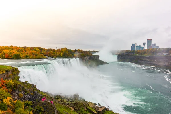 Amerikansk sida av Niagarafallen under sunrise . — Stockfoto