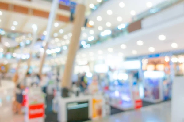 Abstrato borrão pessoas no shopping center  . — Fotografia de Stock