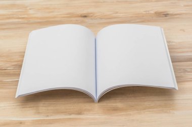 Katalog, dergi boş, sahte ahşap arka plan üzerinde kitap
