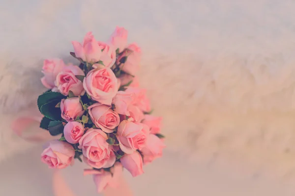 Mooie bloemen voor Valentijnsdag en bruiloft scène . — Stockfoto