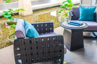 Closeup yastık ile modern mobilya