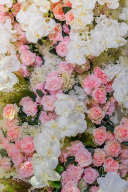 Sevgililer ve düğün sahne güzel çiçekler