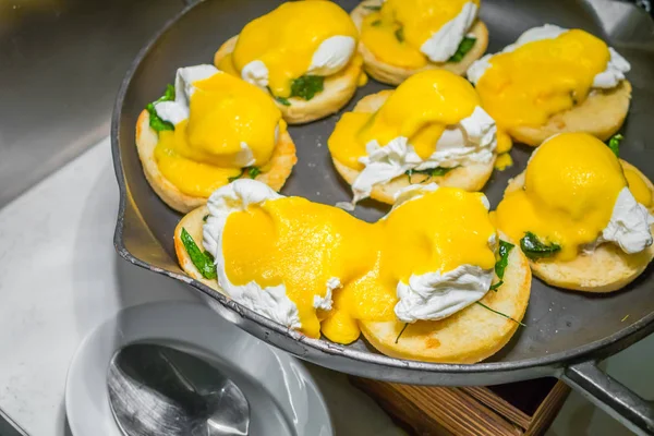 Sortiment Frischem Gebäck Auf Dem Tisch Buffet — Stockfoto