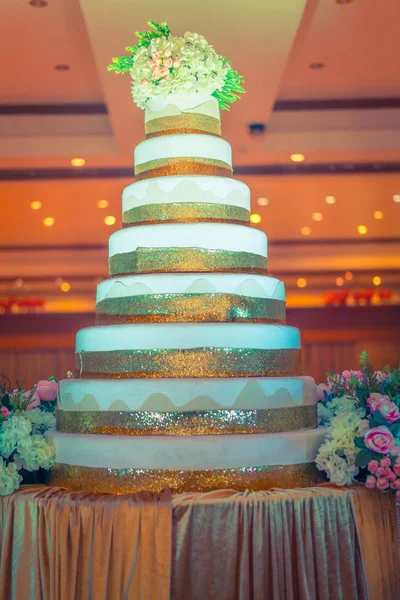 Wedding Cake Wedding Event Filtered Image Processed Vintage Effect — Stock Photo, Image