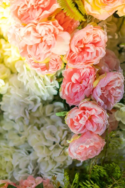 Sevgililer Düğün Sahne Güzel Çiçekler — Stok fotoğraf