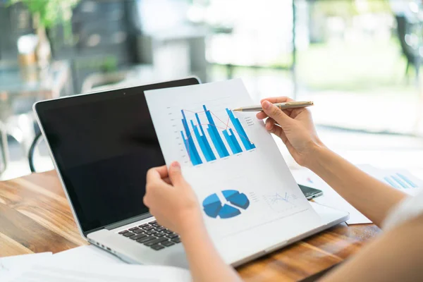 Business People Using Laptop Financial Charts Meeting Office — Stock Photo, Image